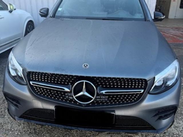 Echange et peinture capot et pare choc